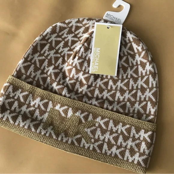 ✨ BNWT Michael Kors hat and scarf set ✨ - Picture 4 of 7